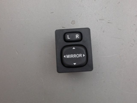 COMMANDE RETROVISSEUR EXTERIEUR ELECTRIQUE TOYOTA COROLLA