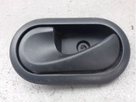 POIGNEE INTERIEURE PORTE AVANT GAUCHE DACIA SANDERO