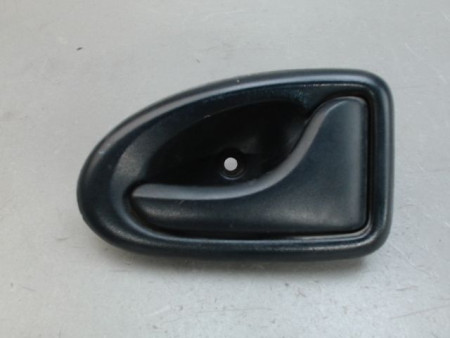 POIGNEE INTERIEURE PORTE AVANT DROIT RENAULT MASTER
