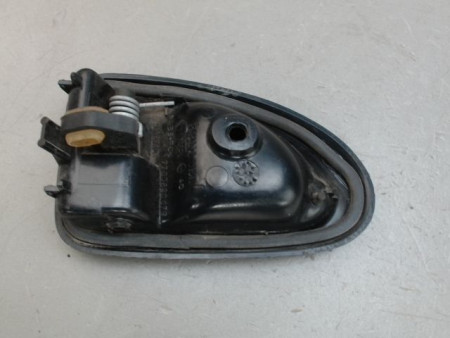 POIGNEE INTERIEURE PORTE AVANT DROIT RENAULT MASTER