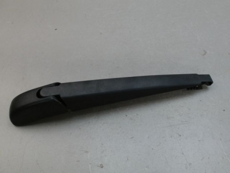 BRAS ESSUIE-GLACE ARRIERE TOYOTA AYGO