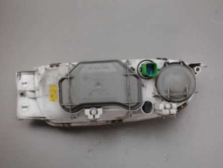 PHARE GAUCHE FORD FIESTA