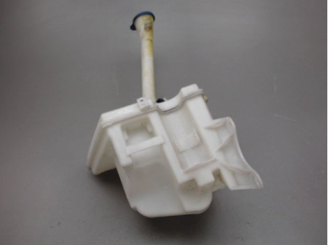 RESERVOIR LAVE-GLACE AVANT TOYOTA VERSO