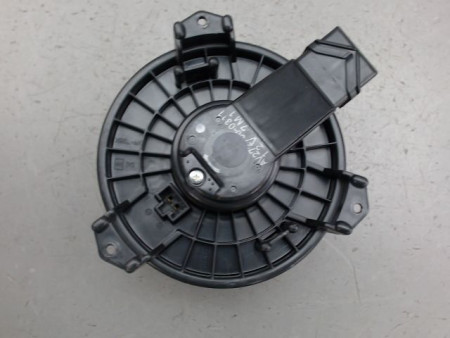 MOTEUR VENTILATEUR CHAUFFAGE TOYOTA YARIS