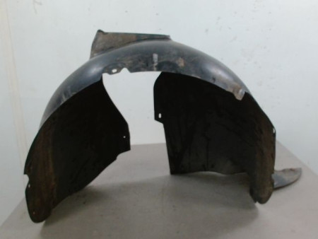 PARE-BOUE AVANT DROIT VOLKSWAGEN TOURAN