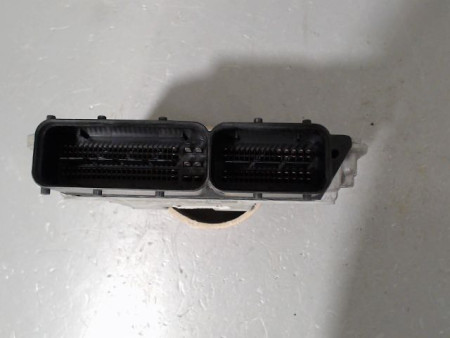CALCULATEUR MOTEUR VOLKSWAGEN GOLF