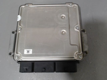 CALCULATEUR MOTEUR RENAULT LAGUNA