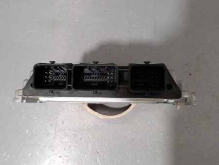 CALCULATEUR MOTEUR PEUGEOT 5008