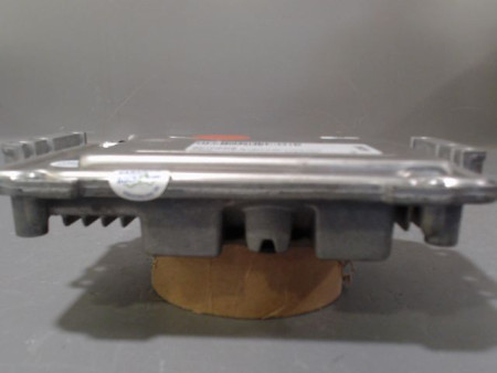 CALCULATEUR MOTEUR PEUGEOT 5008