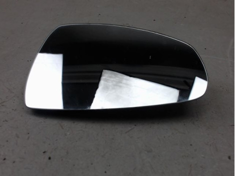GLACE RETROVISEUR EXT D AUDI A1