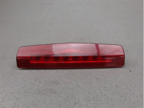 FEUX STOP SUPPLEMENTAIRE OPEL ZAFIRA
