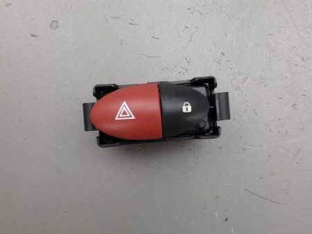 BOUTON DE WARNING RENAULT TWINGO