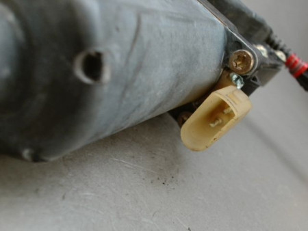 MECANISME LEVE-GLACE AVANT DROIT FORD FIESTA