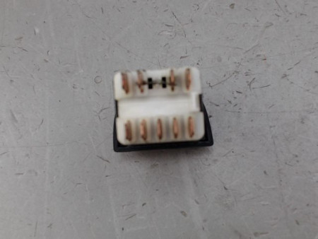 BOUTON DE WARNING RENAULT MEGANE