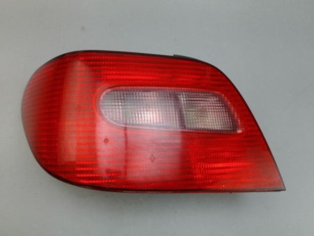FEU ARRIERE GAUCHE  CITROEN XSARA