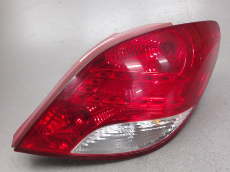FEU ARRIERE GAUCHE  PEUGEOT 207