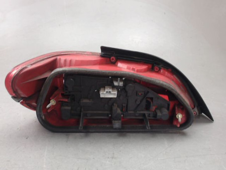 FEU ARRIERE DROIT PEUGEOT 406