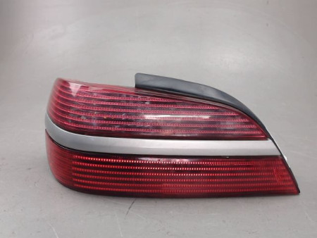 FEU ARRIERE GAUCHE  PEUGEOT 406