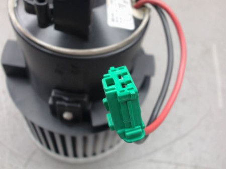 MOTEUR VENTILATEUR CHAUFFAGE PEUGEOT 308