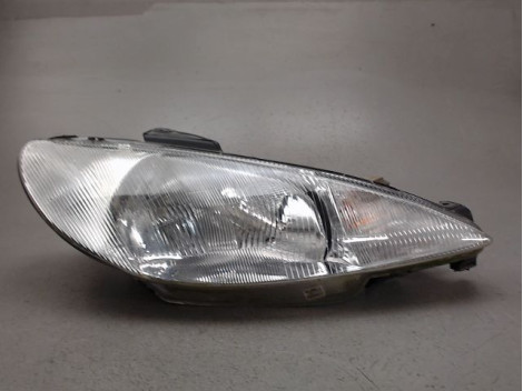 PHARE DROIT PEUGEOT 206