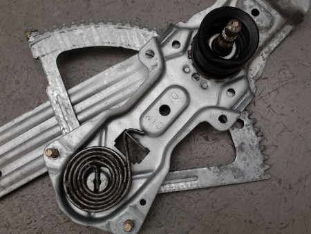 MECANISME LEVE-GLACE AVANT DROIT PEUGEOT 205