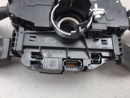 BLOC COMMODOS PEUGEOT 5008