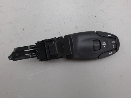 COMMANDE AUTORADIO PEUGEOT 308