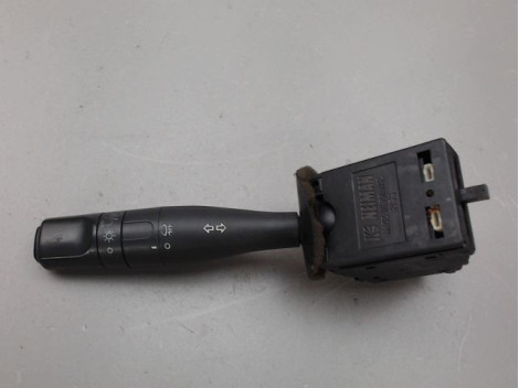 COMMANDE CLIGNOTANT PEUGEOT 106
