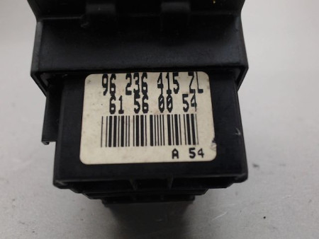 COMMANDE CLIGNOTANT PEUGEOT 106