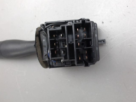 COMMANDE CLIGNOTANT PEUGEOT 106