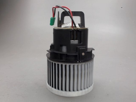 MOTEUR VENTILATEUR CHAUFFAGE PEUGEOT 308