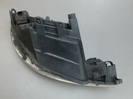 PHARE GAUCHE PEUGEOT 206
