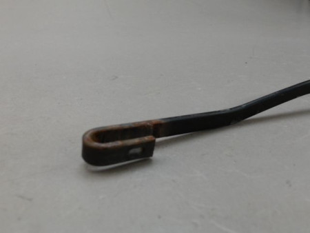 BRAS ESSUIE-GLACE AVANT GAUCHE PEUGEOT PARTNER