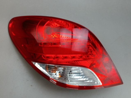 FEU ARRIERE GAUCHE  PEUGEOT 207