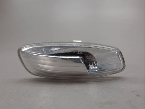 REPETITEUR RETROVISEUR DROIT PEUGEOT 308