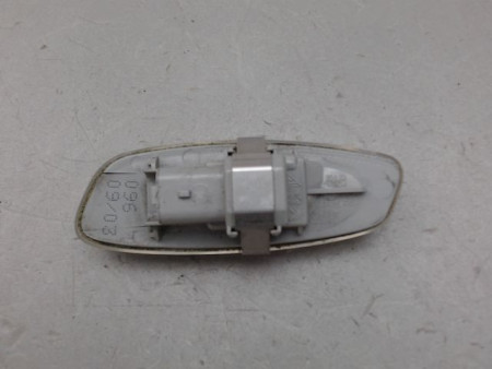 REPETITEUR RETROVISEUR DROIT PEUGEOT 308