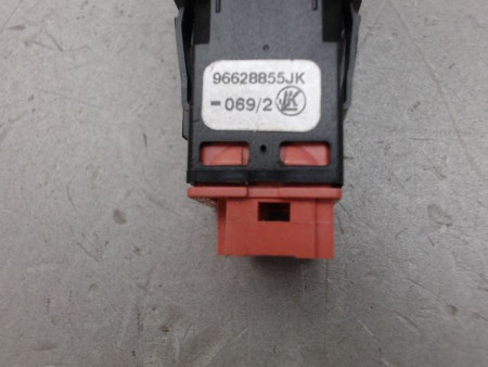 BOUTON DE WARNING CITROEN C3