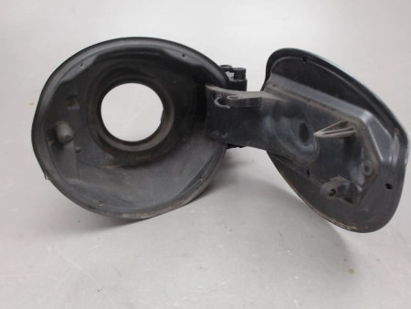 VOLET DE TRAPPE CARBURANT B.M.W. SERIE 1