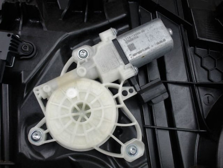 MECANISME LEVE-GLACE AVANT GAUCHE FORD PUMA