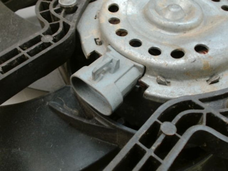 MOTEUR VENTILATEUR RADIATEUR OPEL MERIVA