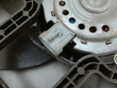 MOTEUR VENTILATEUR RADIATEUR OPEL MERIVA