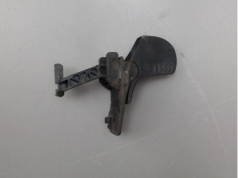 POIGNEE EXTERIEURE PORTE AVANT GAUCHE RENAULT TWINGO