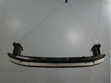RENFORT PARE-CHOC AVANT TOYOTA AURIS