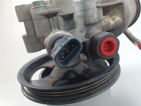 POMPE DIRECTION ASSISTEE TOYOTA YARIS