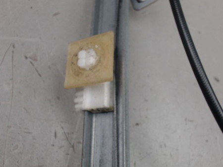 MECANISME LEVE-GLACE AVANT GAUCHE PEUGEOT 106