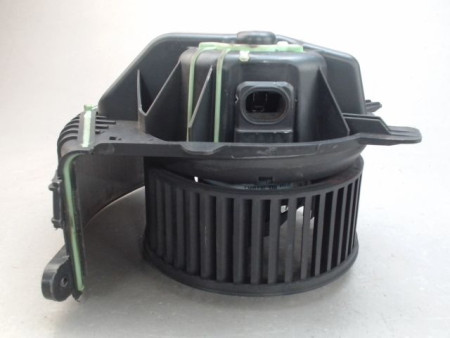 MOTEUR VENTILATEUR CHAUFFAGE RENAULT MEGANE