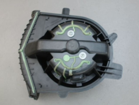 MOTEUR VENTILATEUR CHAUFFAGE RENAULT MEGANE
