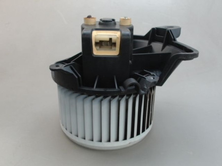 MOTEUR VENTILATEUR CHAUFFAGE FIAT PUNTO