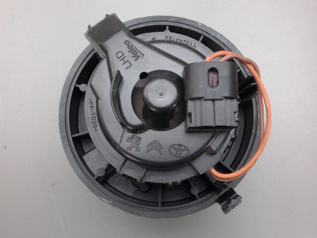 MOTEUR VENTILATEUR CHAUFFAGE PEUGEOT 108