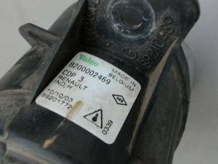 PHARE ANTIBROUILLARD AVANT GAUCHE RENAULT CLIO